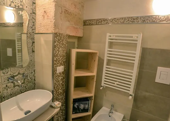 Grotta Della Luna *